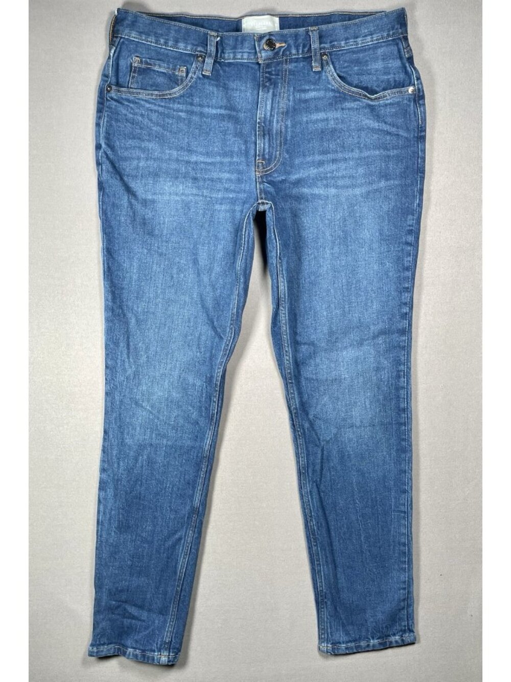 Everlane The Slim Fit Organic Cotton Blue Medium Wash Jeans - Men Size 34 X 32
